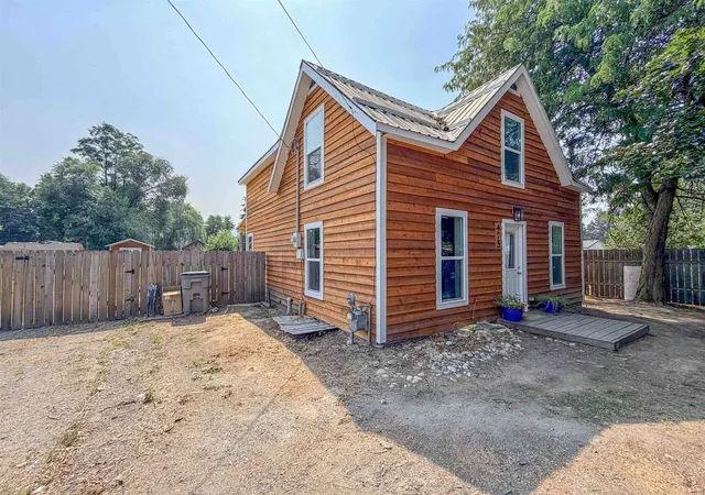 image of 475 W 9th Ave, Kettle Falls, WA 99141 | MLS# 202622084
