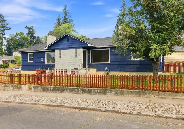 5th image of 1203 S Walnut St, Spokane, WA 99204 | MLS# 202622091
