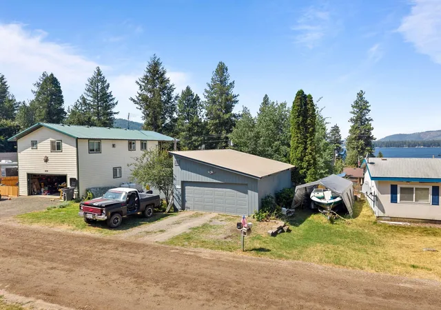 2nd image of 4597 View Rd, Loon Lake, WA 99148 | MLS# 202622102