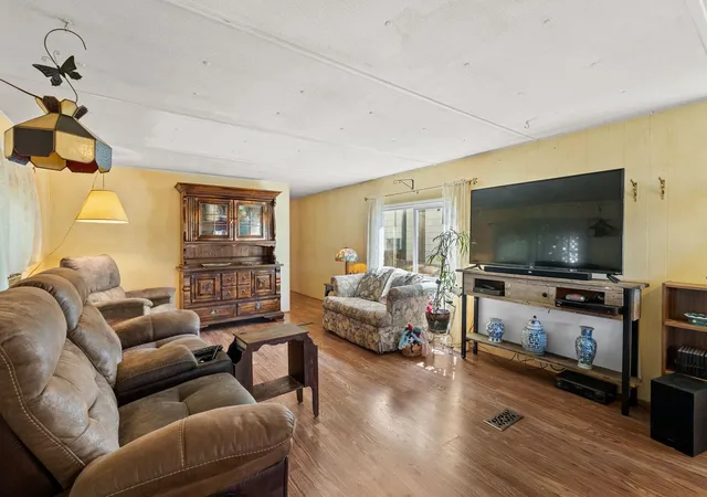 Photo 3 of Manufactured home for sale at 4597 View Rd, Loon Lake, WA 99148 | MLS# 202622102 | Listing updated on 2026-08-12