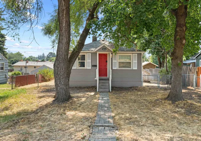 2nd image of 3416 E Grace Ave, Spokane, WA 99217 | MLS# 202622106
