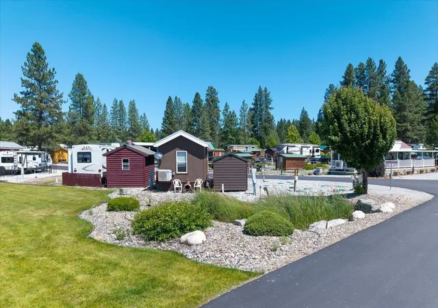 2nd image of 21 Explorer Ln, Usk, WA 99180 | MLS# 202622107
