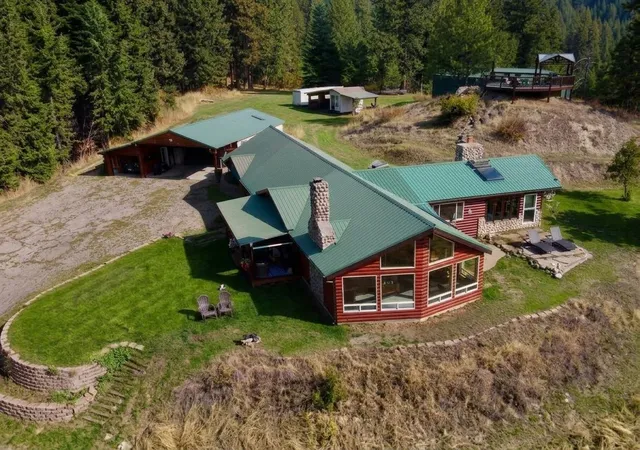 Photo 1 of Single family home for sale at 15504 N Osprey Ln, Newman Lake, WA 99025 | MLS# 202622108 | Listing updated on 2026-09-23