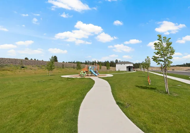26th image of 1101 E L St, Deer Park, WA 99006 | MLS# 202622117