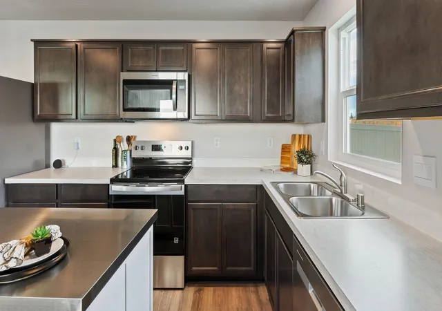 image of 1101 E L St, Deer Park, WA 99006 | MLS# 202622117