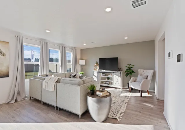 2nd image of 1100 E L St, Deer Park, WA 99006 | MLS# 202622125