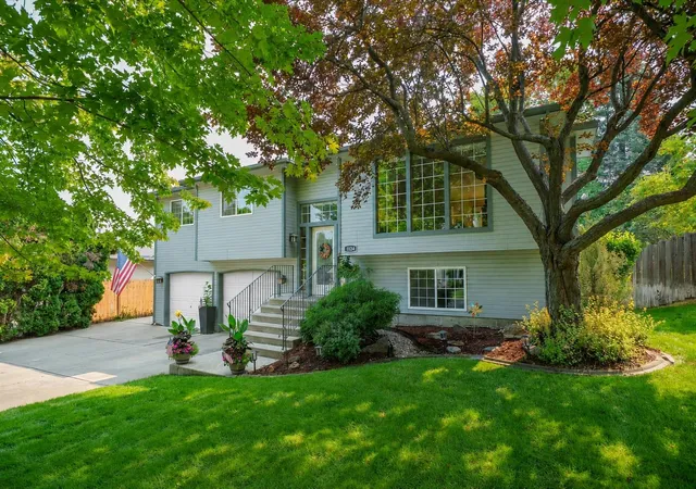 1st image of 1124 N Madson St, Liberty Lake, WA 99019 | MLS# 202622130
