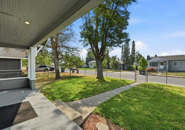 4th image of 207 E Princeton Ave, Spokane, WA 99207 | MLS# 202622135