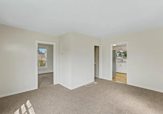 4th image of 1003 E Rich Ave, Spokane, WA 99207 | MLS# 202622143