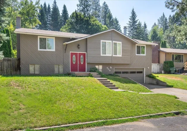 image of 8418 N General Grant Wy, Spokane, WA 99208 | MLS# 202622154