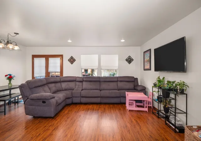 Photo 3 of Single family home for sale at 2417/2419 E 8th Avenue, Spokane, WA 99202 | MLS# 202622156 | Listing updated on 2026-10-02