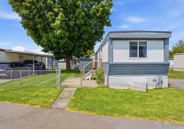 2nd image of 21725 E E Wellesley Ave, Otis Orchards, WA 99027 | MLS# 202622159