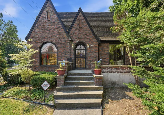 1st image of 1728 E 9th Ave, Spokane, WA 99202 | MLS# 202622163