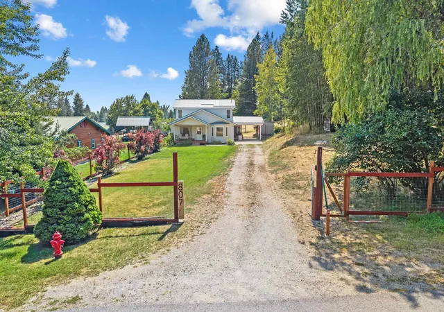1st image of 807 Grinnell St, Ione, WA 99139 | MLS# 202622172