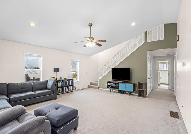 Photo 3 of Single family home for sale at 807 Grinnell St, Ione, WA 99139 | MLS# 202622172 | Listing updated on 2026-09-17