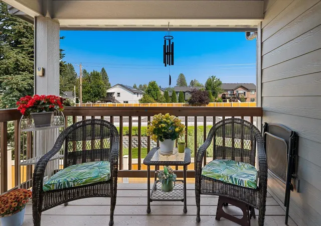 Photo 3 of Single family home for sale at 17012 N Eagle Nest Ln, Colbert, WA 99005 | MLS# 202622178 | Listing updated on 2026-10-07