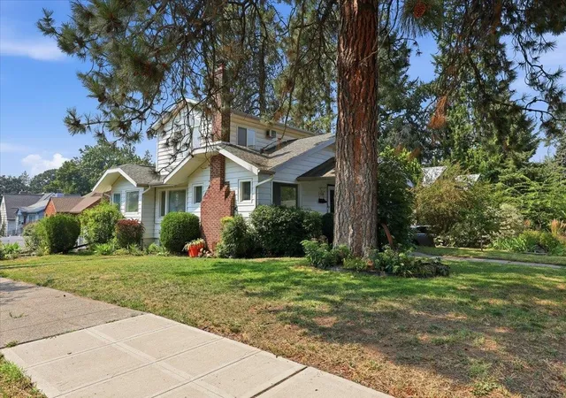 4th image of 1528 S Adams St, Spokane, WA 99203 | MLS# 202622201