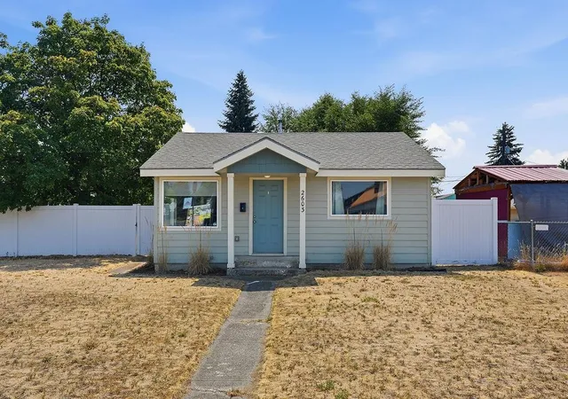 38th image of 2603 W Rowan Ave, Spokane, WA 99205 | MLS# 202622203