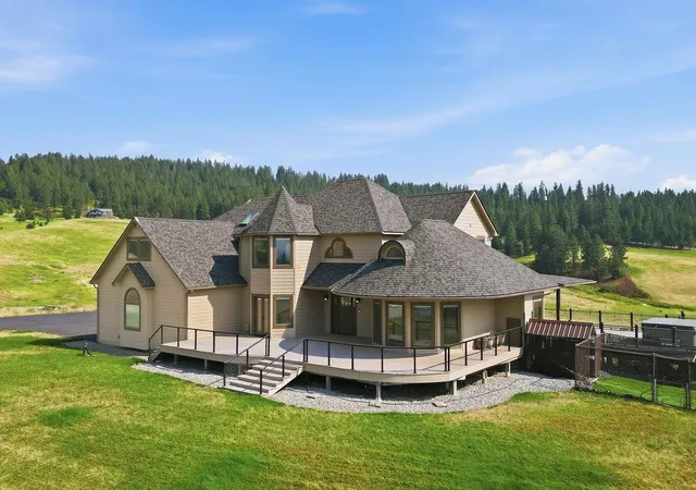 1st image of 15708 E Lincoln Rd, Spokane, WA 99217 | MLS# 202622208
