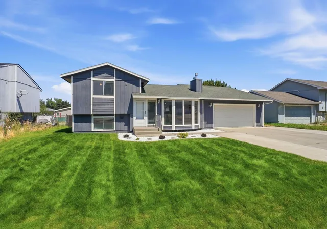 image of 13923 E 9th Ct, Spokane Valley, WA 99037 | MLS# 202622236