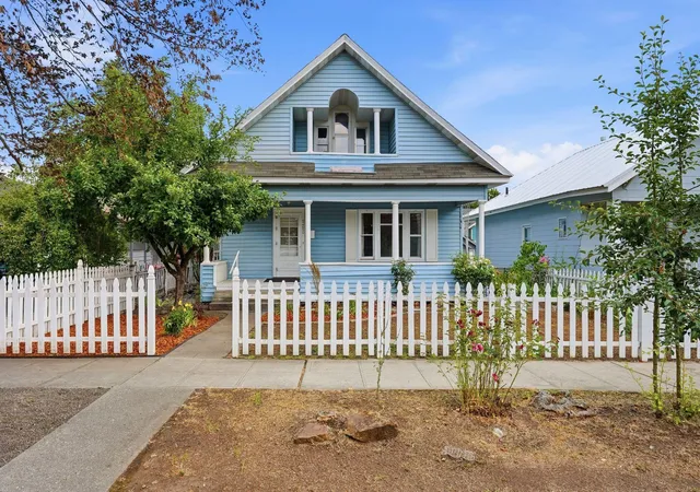 1st image of 2420 W Maxwell Ave, Spokane, WA 99201 | MLS# 202622237