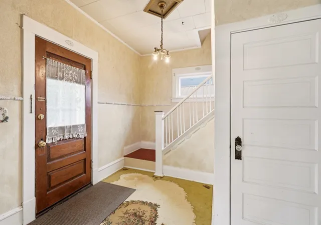 Photo 3 of Single family home for sale at 2420 W Maxwell Ave, Spokane, WA 99201 | MLS# 202622237 | Listing updated on 2026-08-14