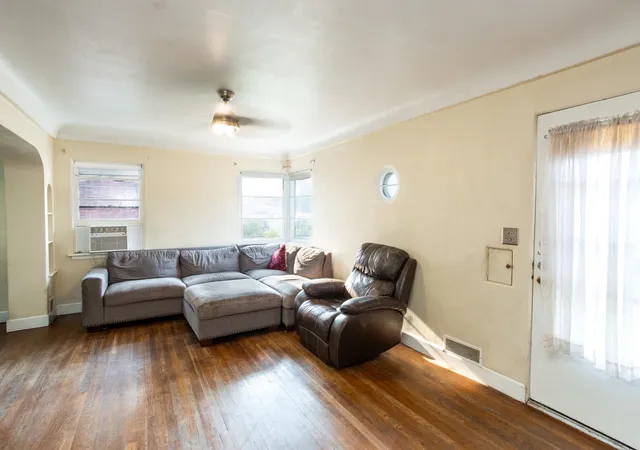 5th image of 1108 E Wellesley Ave, Spokane, WA 99207 | MLS# 202622244