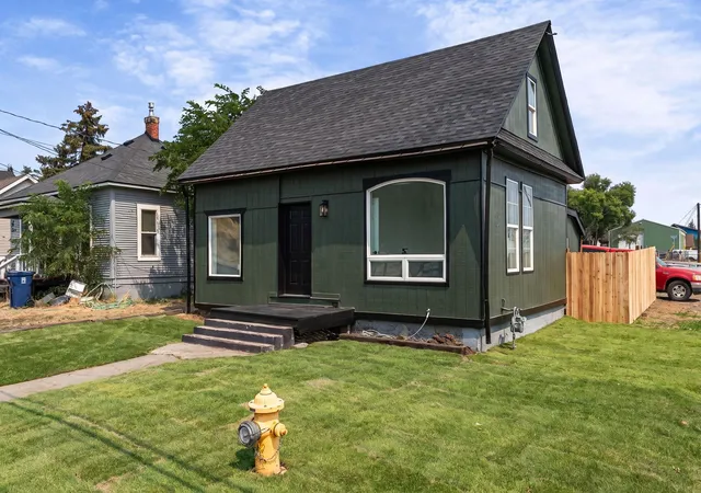 37th image of 2802 N Standard St, Spokane, WA 99207 | MLS# 202622246