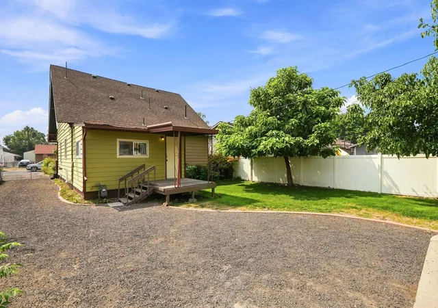 34th image of 3017 E Nora Ave, Spokane, WA 99207 | MLS# 202622259