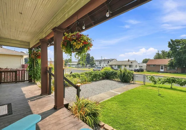 5th image of 3017 E Nora Ave, Spokane, WA 99207 | MLS# 202622259