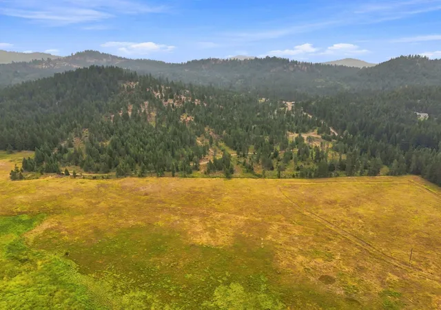 2nd image of 1301 Roberts Rd, Newport, WA 99156 | MLS# 202622262