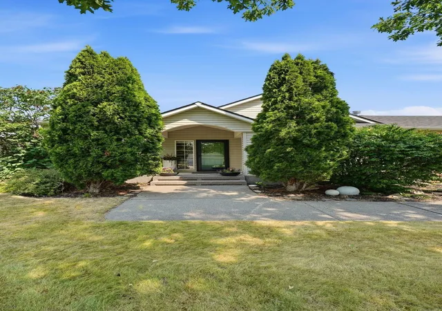 Photo 3 of Single family home for sale at 826 N Malvern Rd, Liberty Lake, WA 99019 | MLS# 202622266 | Listing updated on 2026-08-14