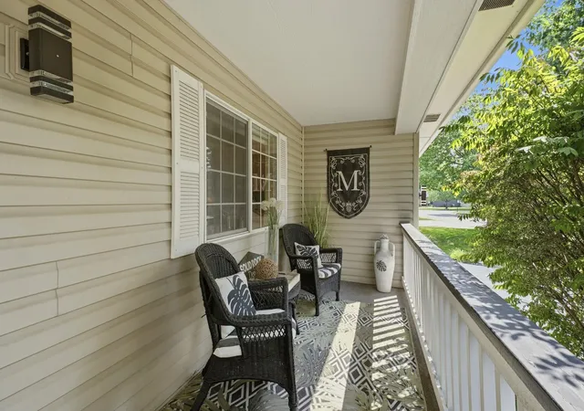 Photo 3 of Single family home for sale at 826 N Malvern Rd, Liberty Lake, WA 99019 | MLS# 202622266 | Listing updated on 2026-08-14