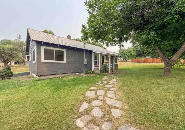 image of 670 N Washington St, Colville, WA 99114 | MLS# 202622277
