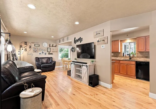 4th image of 5804 N Audubon St, Spokane, WA 99205 | MLS# 202622300