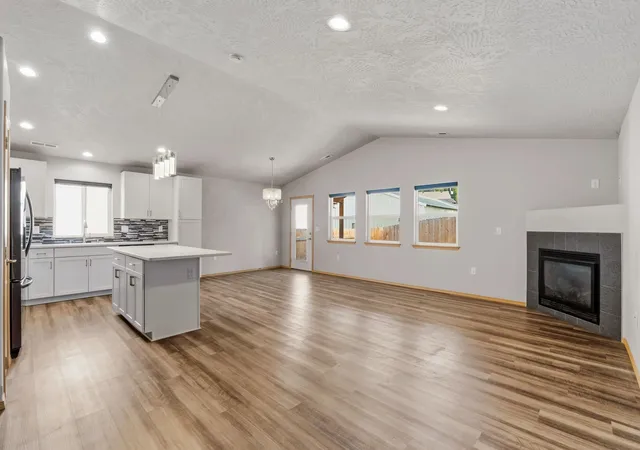 5th image of 625 E Canterbury Ln, Colbert, WA 99005 | MLS# 202622313