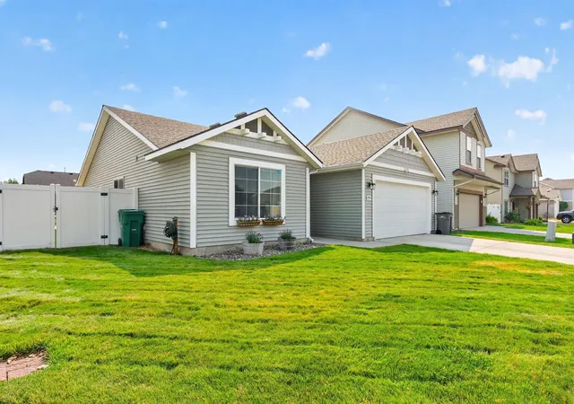 Photo 3 of Sale Pending at 235 S Lawson St, Airway Heights, WA 99001 | MLS# 202622320 | Listing updated on 2026-08-19