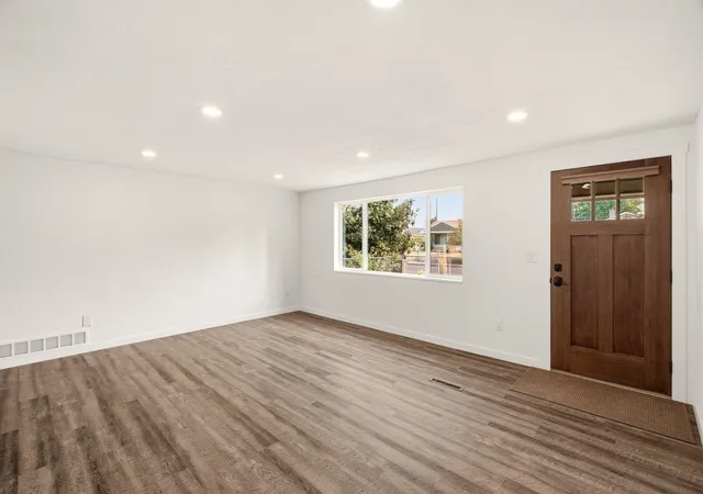 Photo 4 of Single family home for sale at 1317 E Decatur Ave, Spokane, WA 99208 | MLS# 202622324 | Listing updated on 2026-09-16