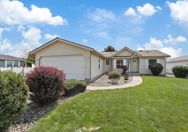 1st image of 16612 E Nixon Ct, Spokane Valley, WA 99037 | MLS# 202622327