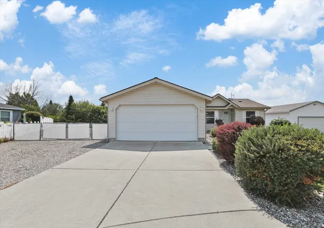 2nd image of 16612 E Nixon Ct, Spokane Valley, WA 99037 | MLS# 202622327