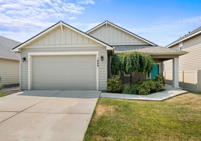 2nd image of 1999 N Wolfe Penn St, Liberty Lake, WA 99019 | MLS# 202622334