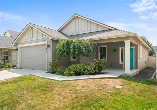 Photo 3 of Single family home for sale at 1999 N Wolfe Penn St, Liberty Lake, WA 99019 | MLS# 202622334 | Listing updated on 2026-10-03