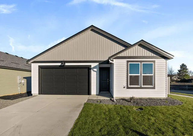 1st image of 13528 W Sprague Ave, Airway Heights, WA 99001 | MLS# 202622337