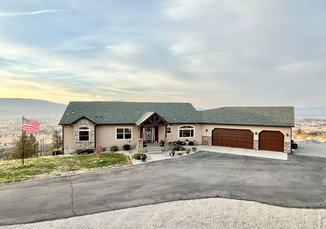 Photo 1 of Single family home for sale at 7009 N Lynden Ln, Otis Orchards, WA 99027 | MLS# 202622344 | Listing updated on 2026-08-17