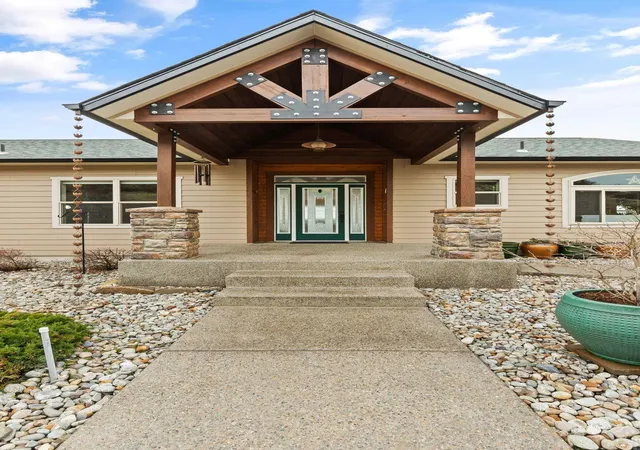 Photo 3 of Single family home for sale at 7009 N Lynden Ln, Otis Orchards, WA 99027 | MLS# 202622344 | Listing updated on 2026-08-17