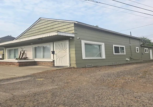 1st image of 3015 & 3015 1/2 N Post St, Spokane, WA 99205 | MLS# 202622351