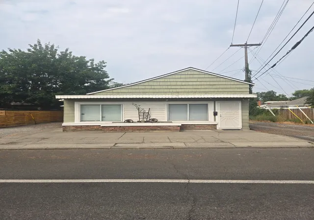 2nd image of 3015 & 3015 1/2 N Post St, Spokane, WA 99205 | MLS# 202622351