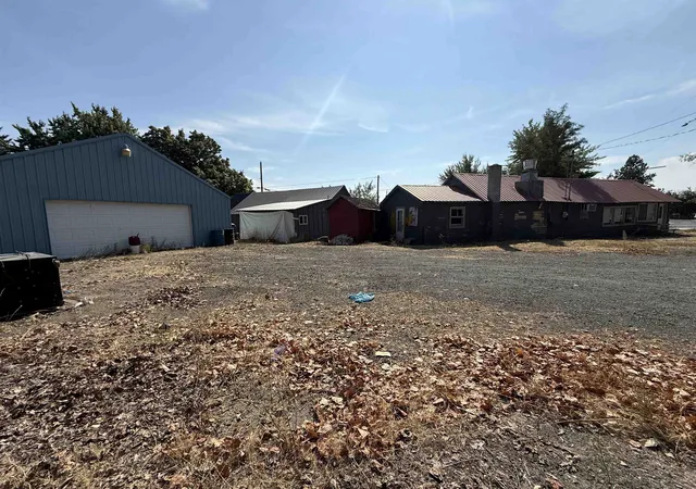 2nd image of 711 E Lake St, Medical Lake, WA 99022 | MLS# 202622355