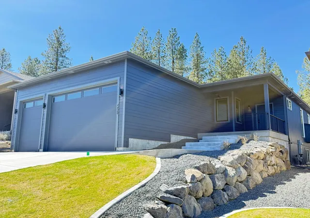 1st image of 4420 S Willow Ln, Spokane, WA 99206 | MLS# 202622363