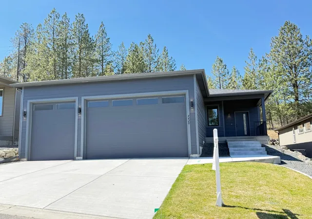 2nd image of 4420 S Willow Ln, Spokane, WA 99206 | MLS# 202622363